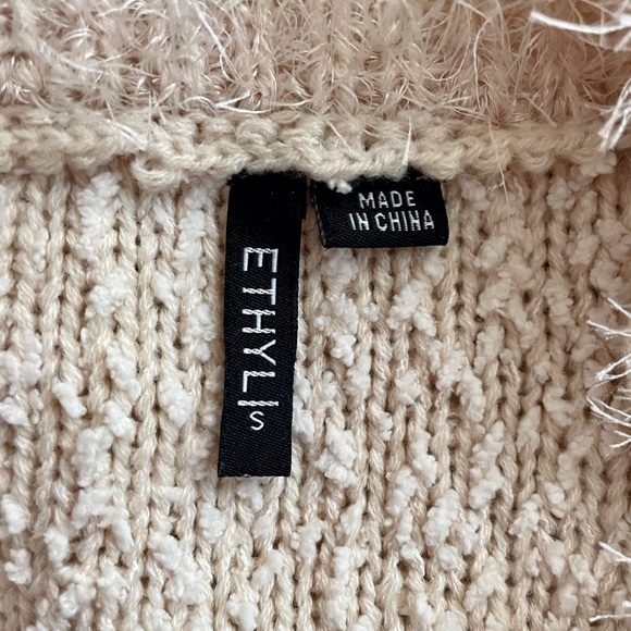 V Neck Tie Front Soft Tunic Sweater with Eyelash Trim by Ethyl Sz S - Picture 8 of 11